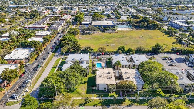 265 SE 10th Street 11c, Deerfield Beach, FL 33441