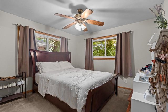 807 S CHRISTINE STREET, Appleton, WI 54915