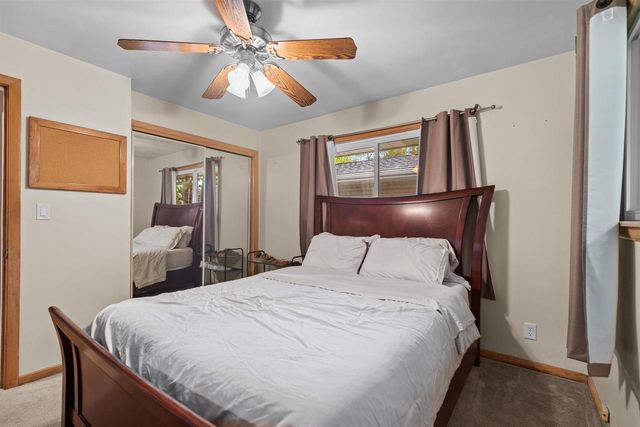 807 S CHRISTINE STREET, Appleton, WI 54915