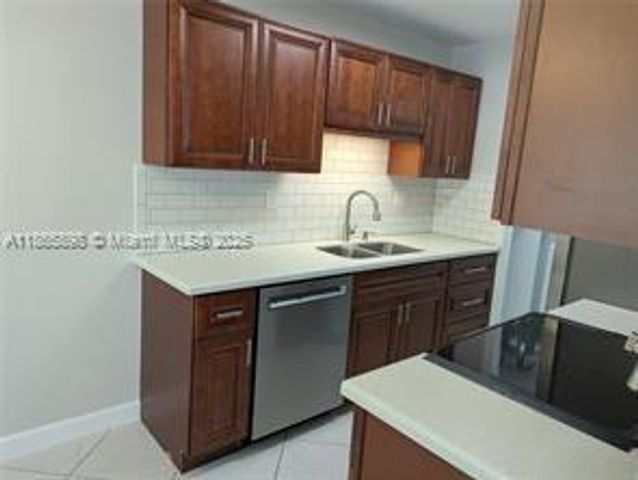 813 SW 13th St, Fort Lauderdale, FL 33315