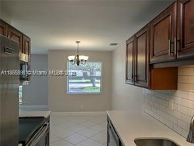 813 SW 13th St, Fort Lauderdale, FL 33315
