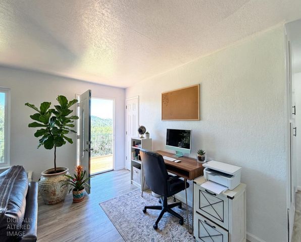 19310 Branding Iron Rd, Penn Valley, CA 95946