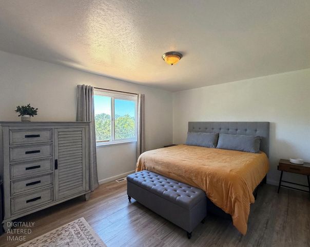 19310 Branding Iron Rd, Penn Valley, CA 95946