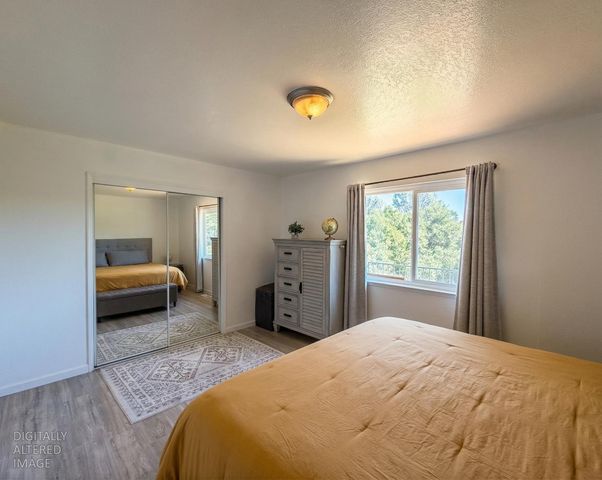 19310 Branding Iron Rd, Penn Valley, CA 95946