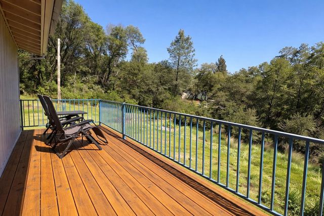 19310 Branding Iron Rd, Penn Valley, CA 95946
