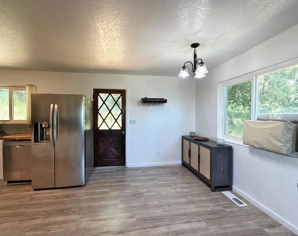 19310 Branding Iron Rd, Penn Valley, CA 95946