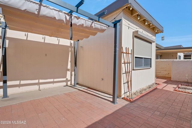 997 W Paria Lane, Tucson, AZ 85704