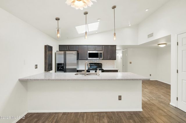 997 W Paria Lane, Tucson, AZ 85704