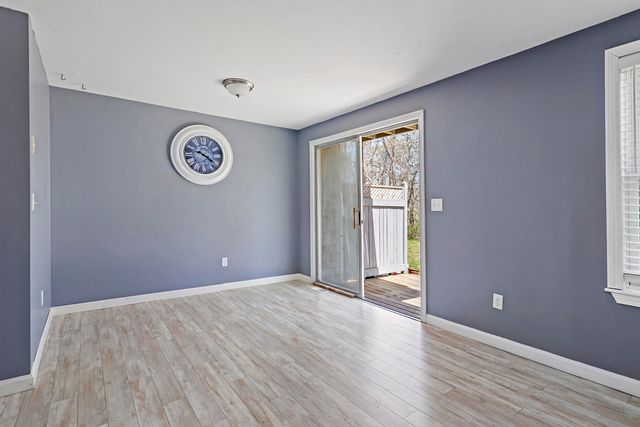 573 Carriage Shop Road UNIT 73G, Teaticket, MA 02536