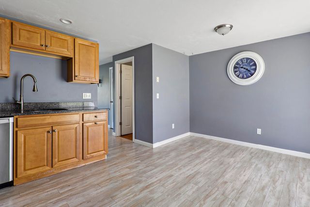 573 Carriage Shop Road UNIT 73G, Teaticket, MA 02536