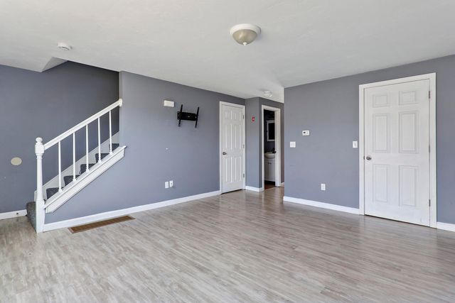 573 Carriage Shop Road UNIT 73G, Teaticket, MA 02536