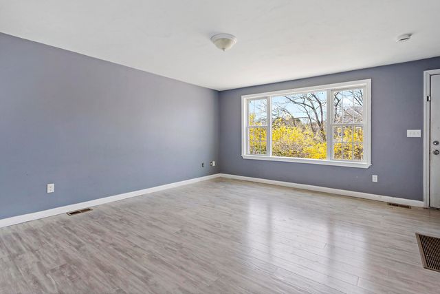 573 Carriage Shop Road UNIT 73G, Teaticket, MA 02536
