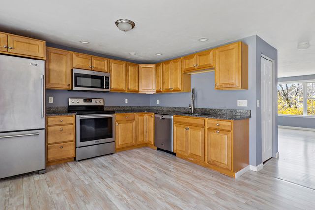 573 Carriage Shop Road UNIT 73G, Teaticket, MA 02536