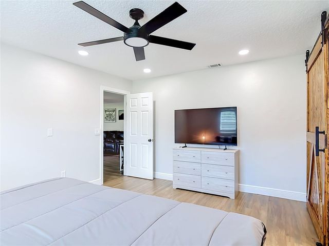 1690 N CLARA AVENUE, Deland, FL 32720