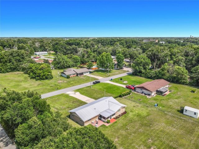 1690 N CLARA AVENUE, Deland, FL 32720