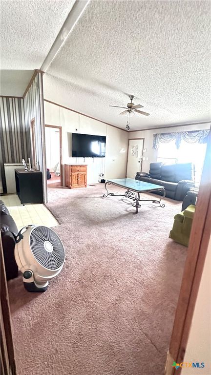 Image 7 of property listing at 608 E 2nd Street, Victoria, TX 77901