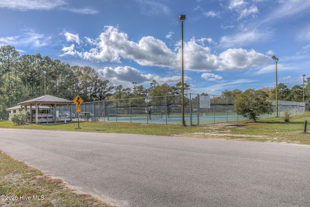 609 Sawgrass Road, Hampstead, NC 28443