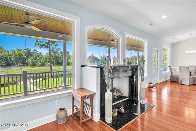 609 Sawgrass Road, Hampstead, NC 28443