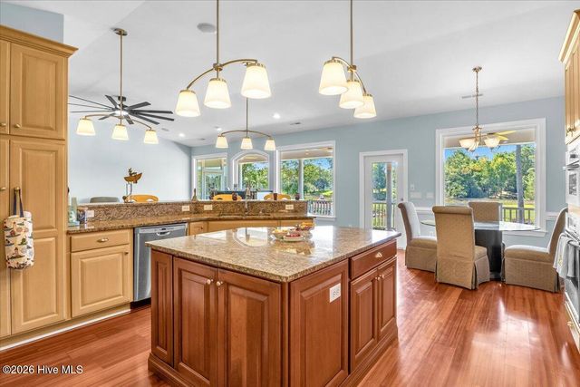 609 Sawgrass Road, Hampstead, NC 28443