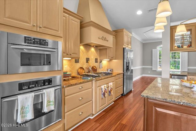 609 Sawgrass Road, Hampstead, NC 28443