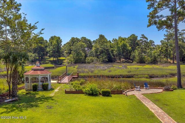 609 Sawgrass Road, Hampstead, NC 28443