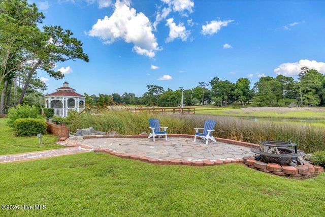 609 Sawgrass Road, Hampstead, NC 28443