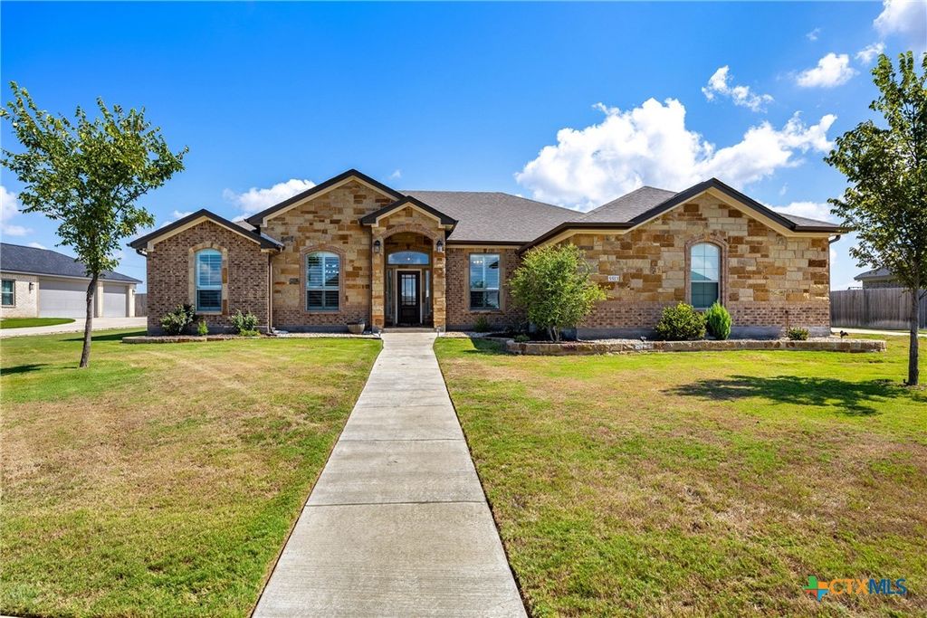 5513 Hollow Loop, Salado, TX 76571