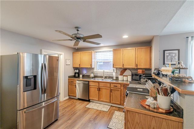 1018 N 10th Street, Atchison, KS 66002