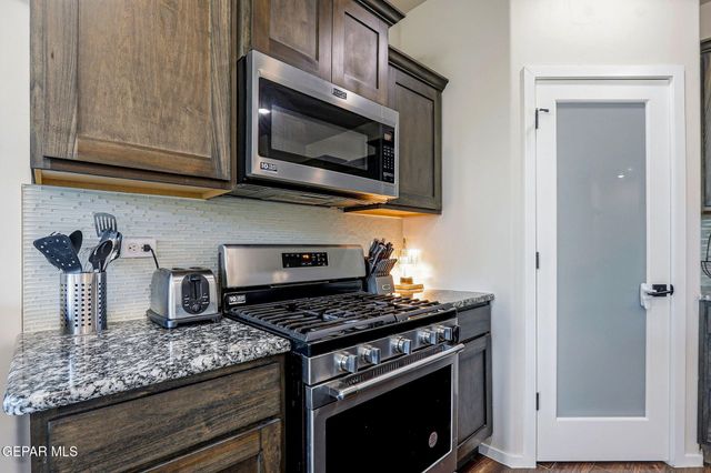 756 Calle Escondida, Sunland Park, NM 88063