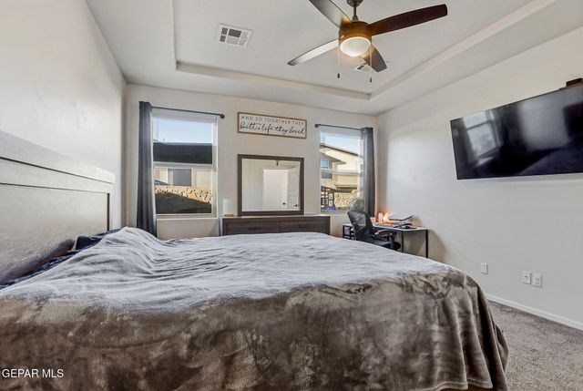 756 Calle Escondida, Sunland Park, NM 88063