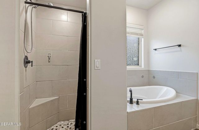 756 Calle Escondida, Sunland Park, NM 88063