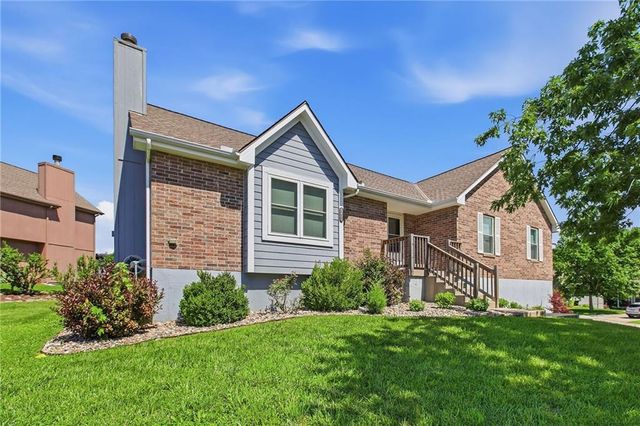 19432 E 11th Terrace N, Independence, MO 64056
