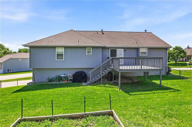 19432 E 11th Terrace N, Independence, MO 64056