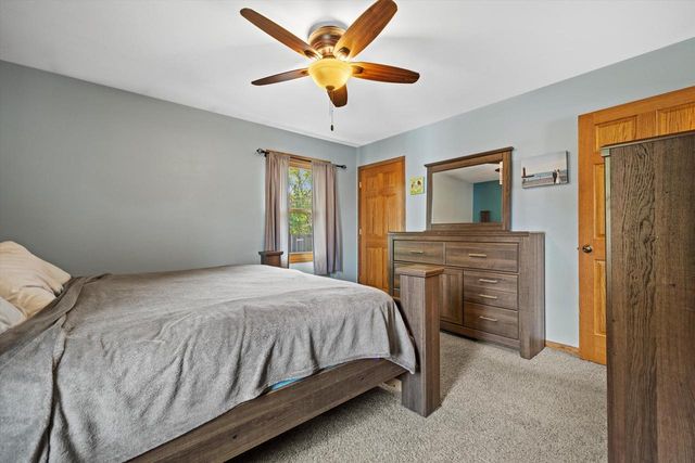 7913 48th AVENUE, Kenosha, WI 53142