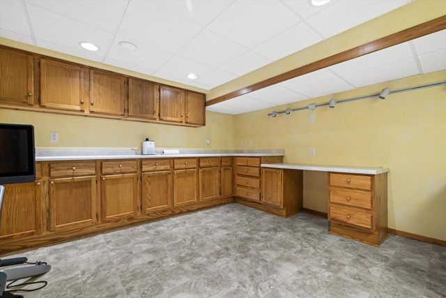 7913 48th AVENUE, Kenosha, WI 53142