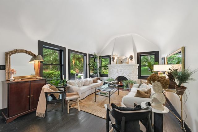 2938 Mount Clair Way, Long Beach, IN 46360