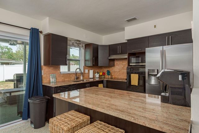 2153 POCAHONTAS DRIVE, Largo, FL 33774