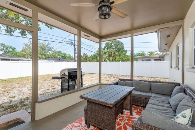 2153 POCAHONTAS DRIVE, Largo, FL 33774