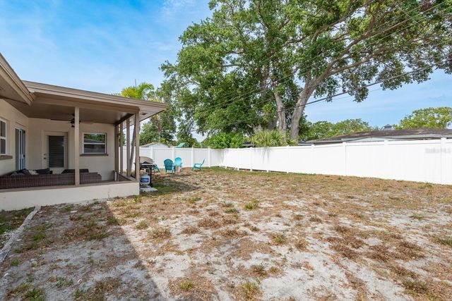 2153 POCAHONTAS DRIVE, Largo, FL 33774