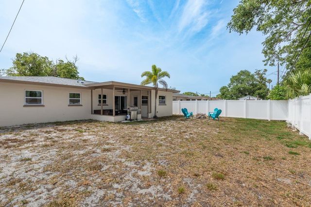 2153 POCAHONTAS DRIVE, Largo, FL 33774