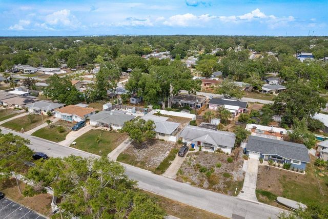 2153 POCAHONTAS DRIVE, Largo, FL 33774