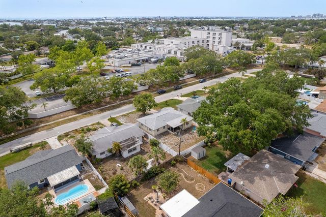 2153 POCAHONTAS DRIVE, Largo, FL 33774