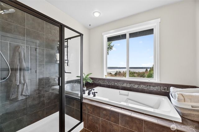 12235 15th Avenue SW, Burien, WA 98146