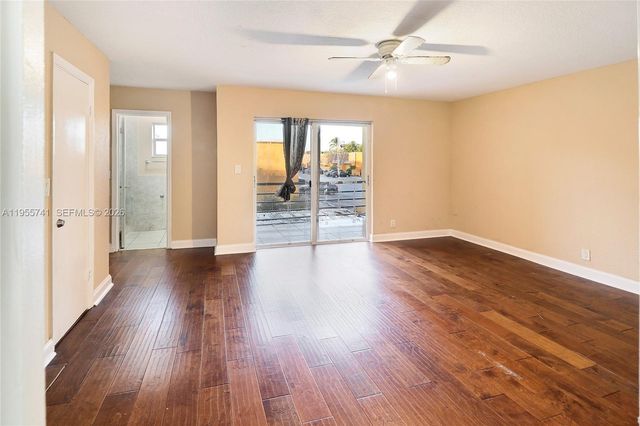 5975 NW 25th Court 213, Sunrise, FL 33313