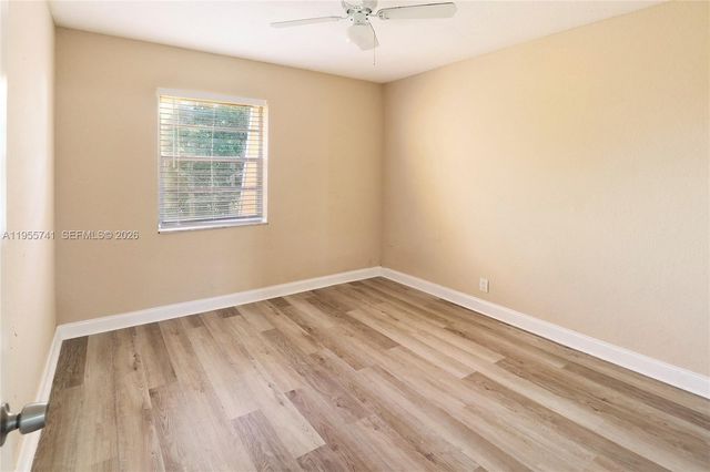 5975 NW 25th Court 213, Sunrise, FL 33313