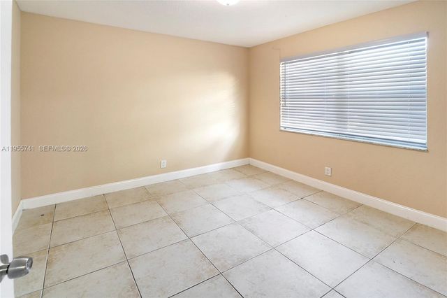 5975 NW 25th Court 213, Sunrise, FL 33313