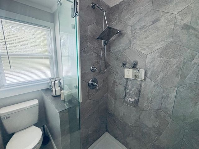 506 Hawes St, New Bedford, MA 02745