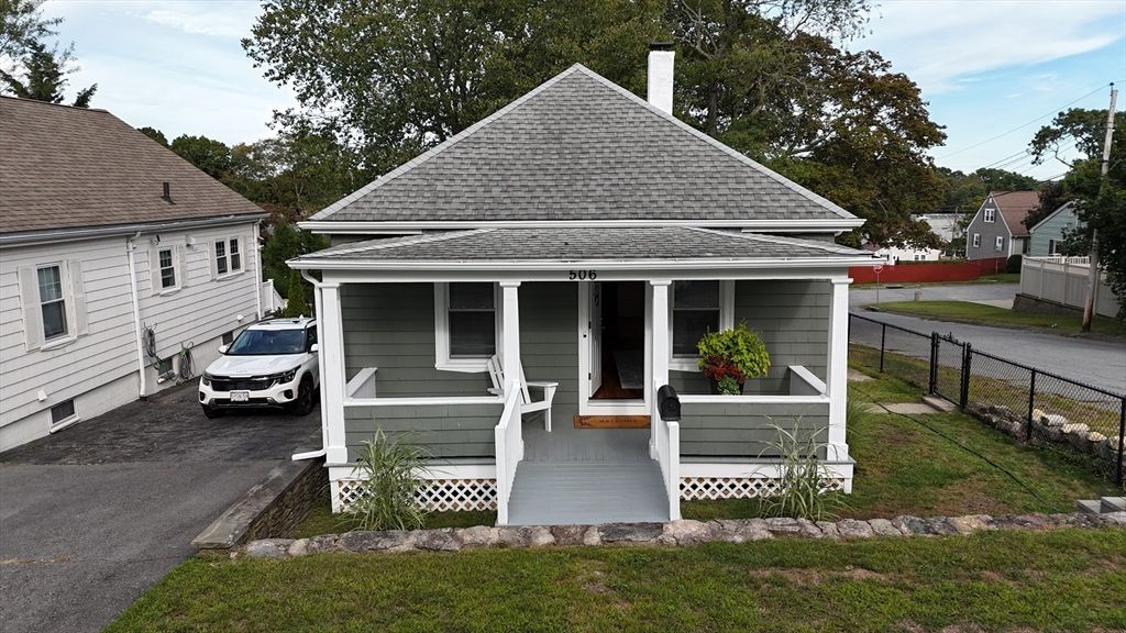 506 Hawes St, New Bedford, MA 02745