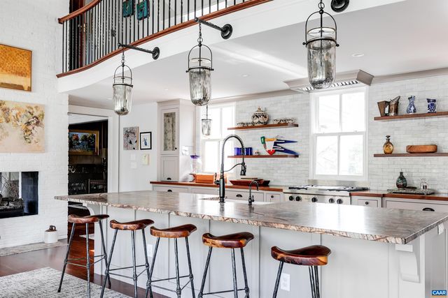 5484 GORDONSVILLE RD, Keswick, VA 22947