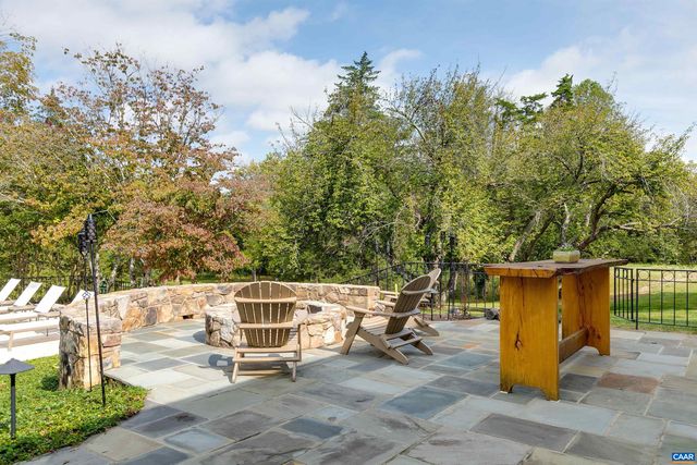 5484 GORDONSVILLE RD, Keswick, VA 22947